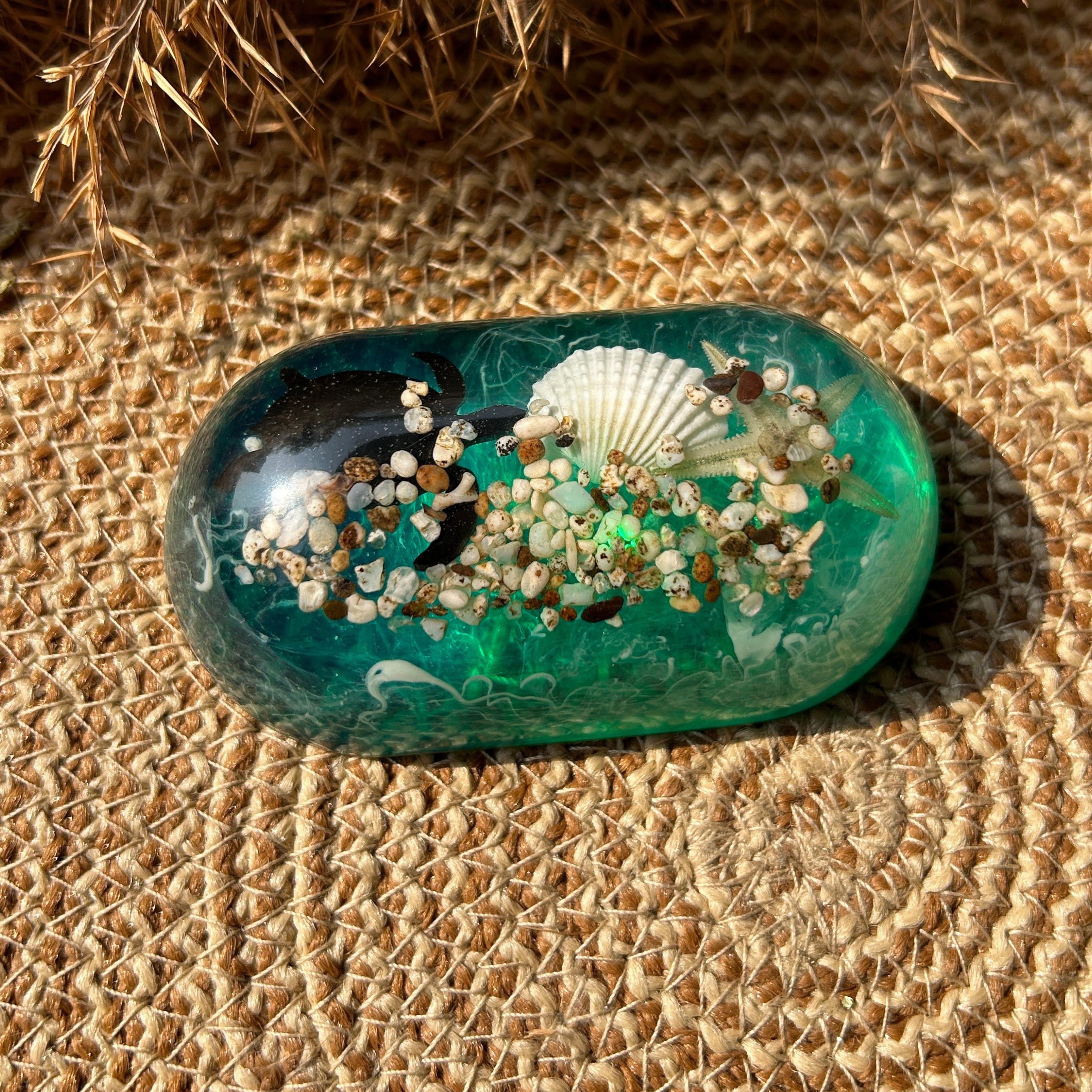 Capsule Paperweight Mould - The Mould Story